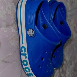 kid crocs